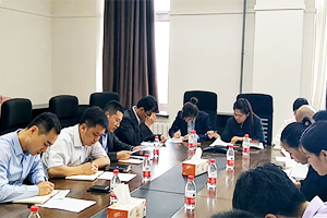 精品黨課:學習《關于推進“兩學一做”學習教育常態(tài)化制度化的實施方案》 精品黨課:學習《關于推進“兩學一做”學習教育常態(tài)化制度化的實施方案》